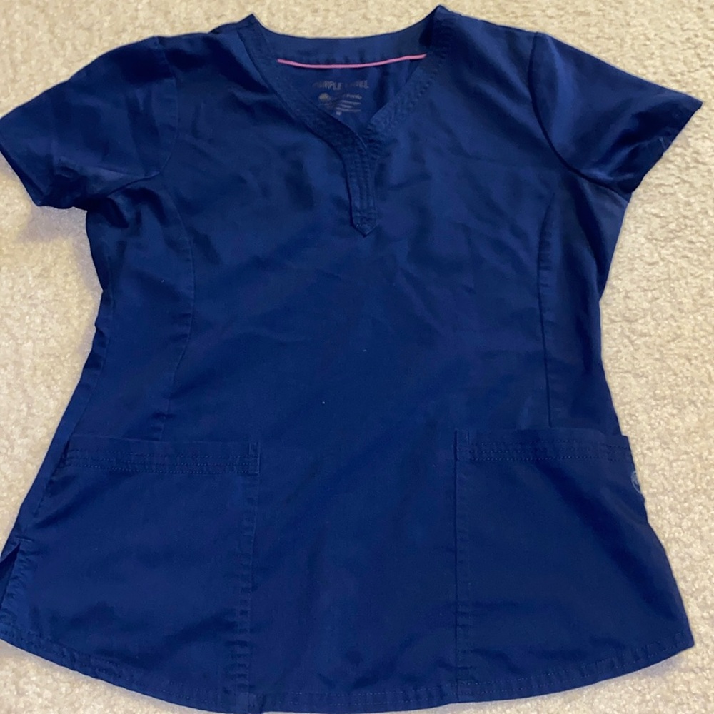 Scrub top